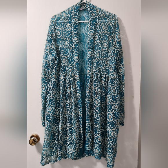 Pretty young thing mesh light weight cover up - Picture 4 of 4